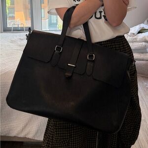 IL BISONTE Leather Bag